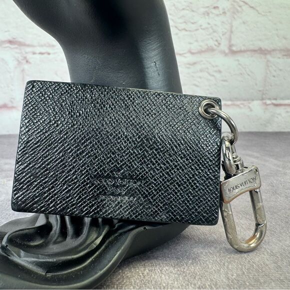 Louis Vuitton Petite Malle Leopard Bag Charm - Picture 2 of 7